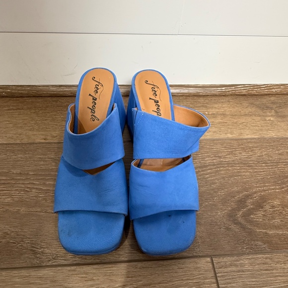 Free People Women's Suede Love is Everywhere Platform Block Heeled Sandals Blue - Picture 2 of 11